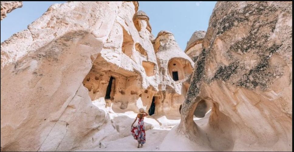Cappadocia Red Tour fairy chimneys